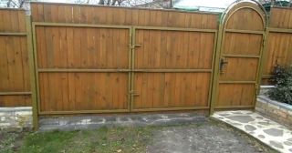 Купить распашные ворота деревянные Кольчугино, цена от 2771 руб.